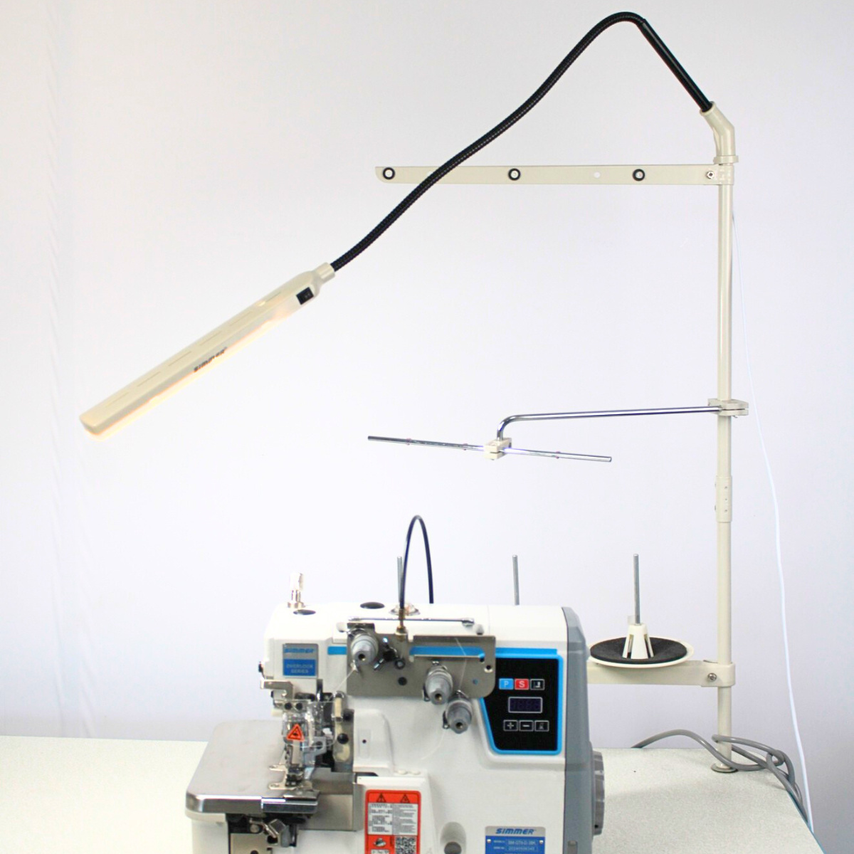 Luminária LED Tipo Barra para Porta Fio – 64 LEDs | Simmer